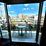 Charming Parisian Apartment In The 15Th Arrondissement